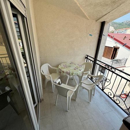 Apartment Perutovic Sutomore Kültér fotó
