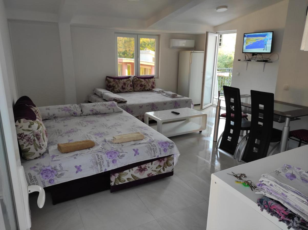 Apartment Perutovic Sutomore Kültér fotó