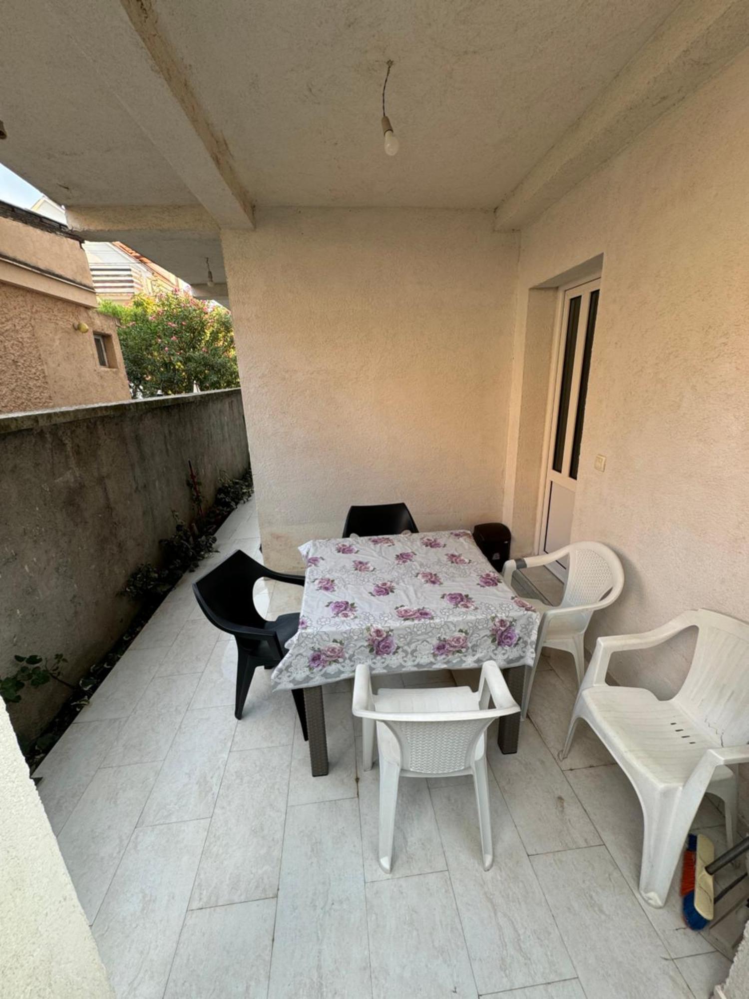 Apartment Perutovic Sutomore Kültér fotó