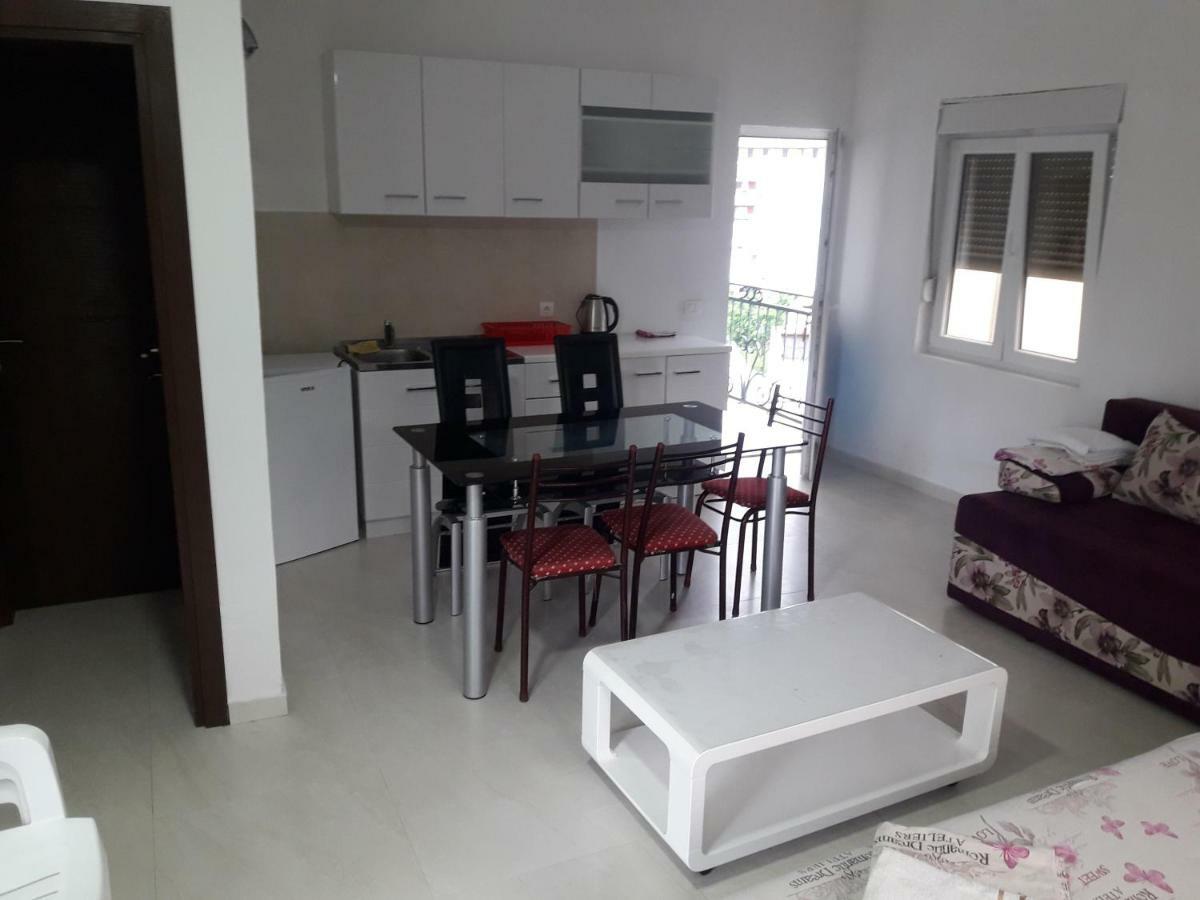 Apartment Perutovic Sutomore Kültér fotó