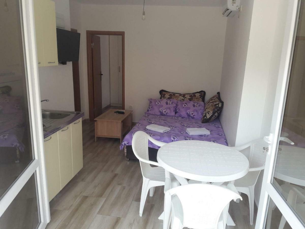 Apartment Perutovic Sutomore Kültér fotó