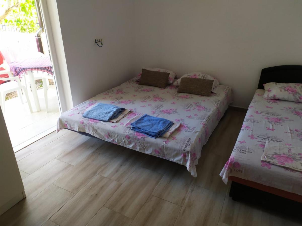 Apartment Perutovic Sutomore Kültér fotó